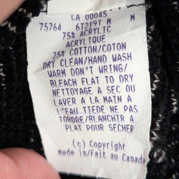 Tundra 3D knit Vintage Grandpa Sweater - Picture 6 of 7